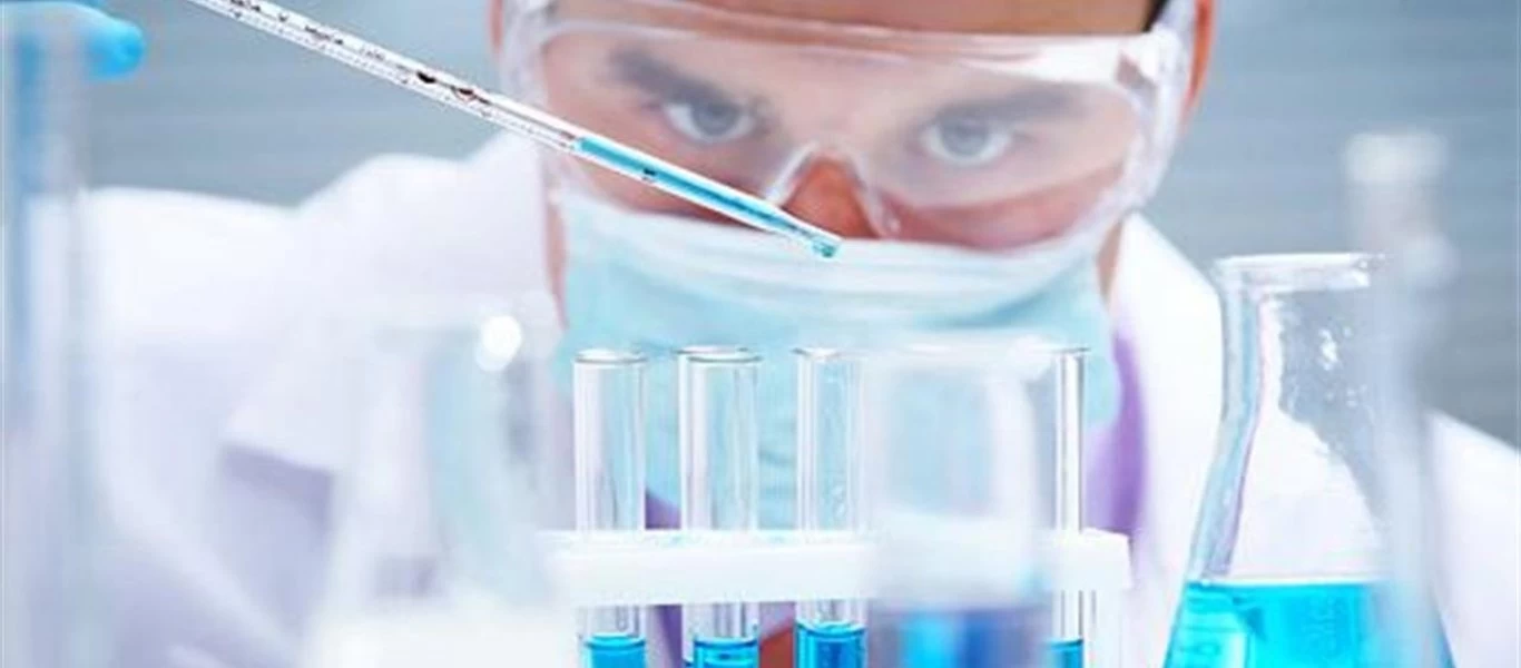 Κομισιόν: Πέντε θεραπείες κατά του κορωνοϊού στο χαρτοφυλάκιο θεραπευτικών προϊόντων της ΕΕ